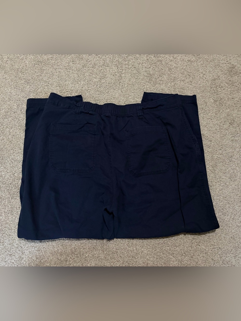 Old Navy Women’s Navy Straight-Leg Chinos - Picture 7 of 8